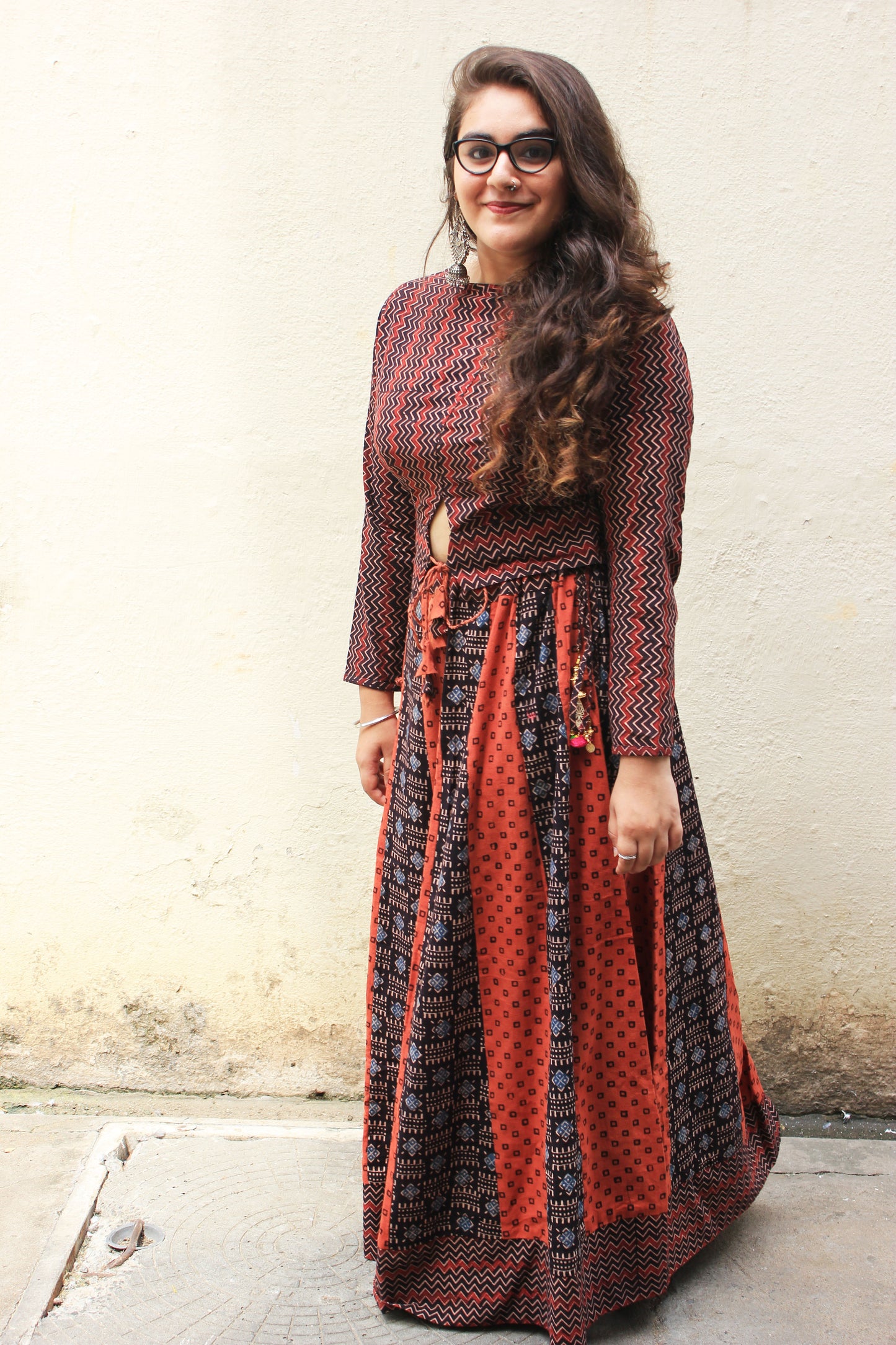 Kalikhat Skirt (Black) - Sikhat