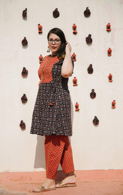 Gajri Yoke With Tieup Dress - Sikhat