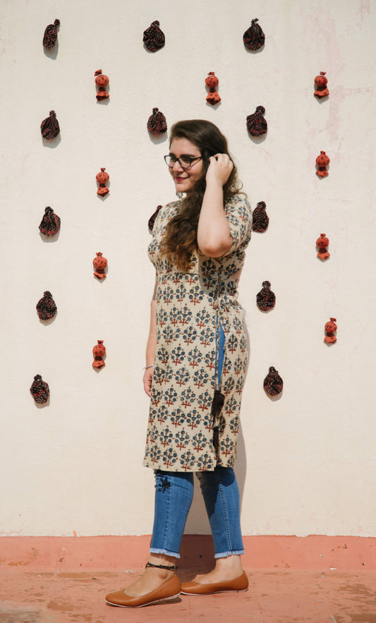 Flower Print Side Slit Kurti - Sikhat