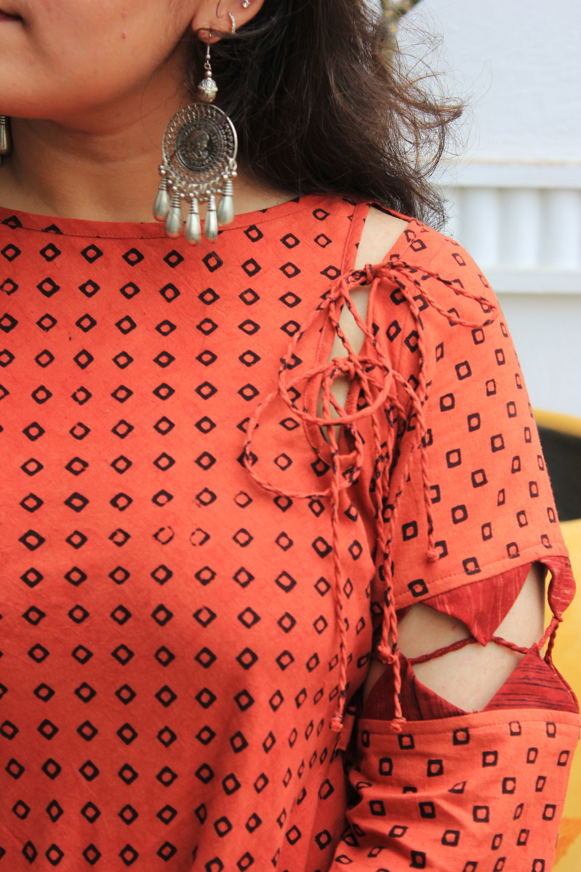 Oblique Cutwork Top - Sikhat